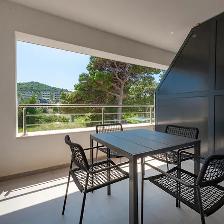 Apartment Solitudo Rose *