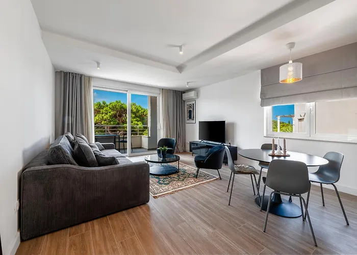 Solitudo Rose Apartment *